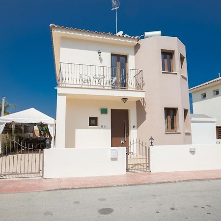 Artemisia Villa Протарас Екстериор снимка